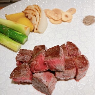 ステーキ・鉄板焼き